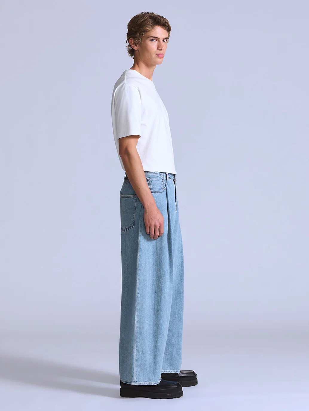 Levi's® Blue Tab™ Men's Wide-Leg Pleat Crop Jeans - Image 4