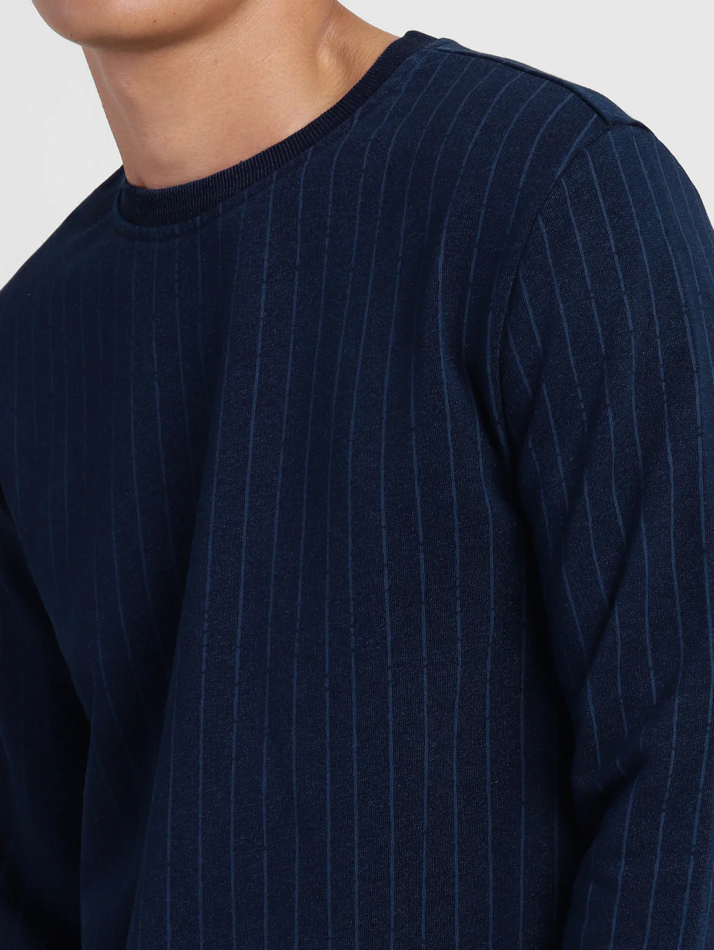 Men's Striped Crew Neck Sweatshirt - Image 4