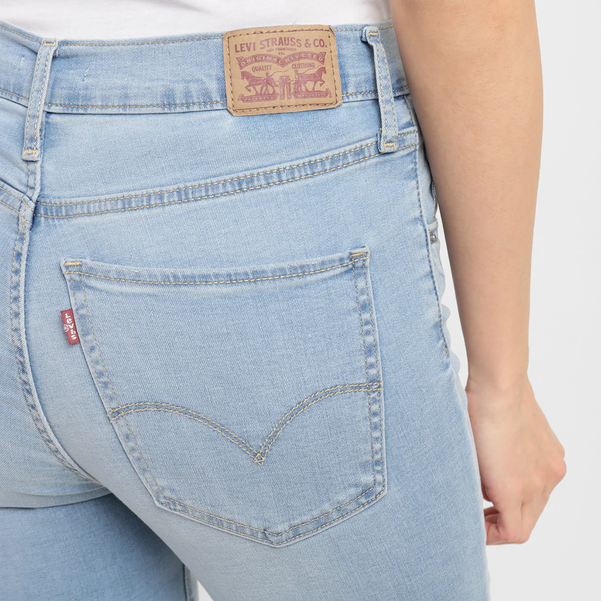 Women's Blue Mile High Wide Leg Fit High Rise Jeans - Image 5