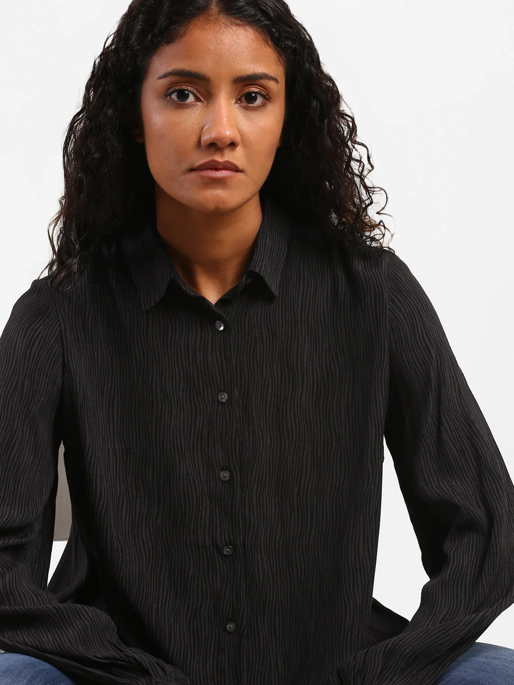 Women's Printed Regular Fit Shirt - Image 6