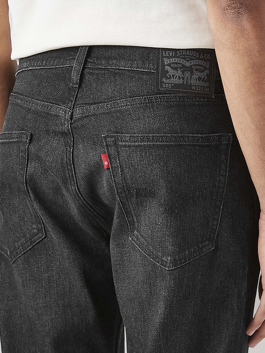 Men's 505 Black Straight Fit Mid Rise Jeans - Image 6