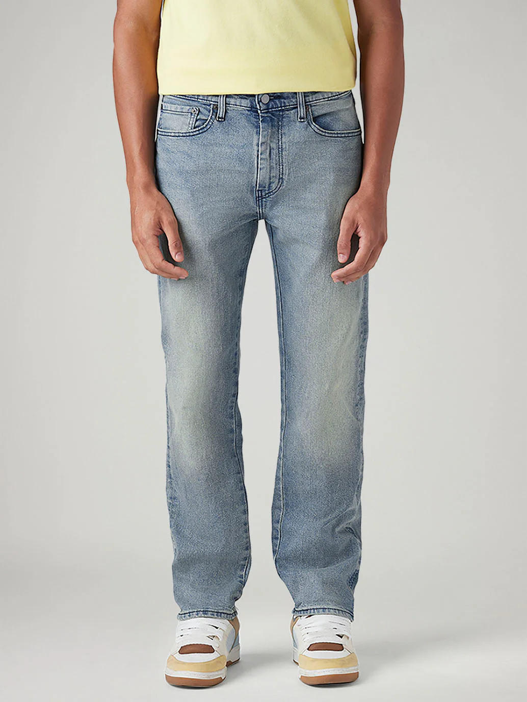 Men's 505 Light Blue Straight Fit Mid Rise Jeans - Image 3