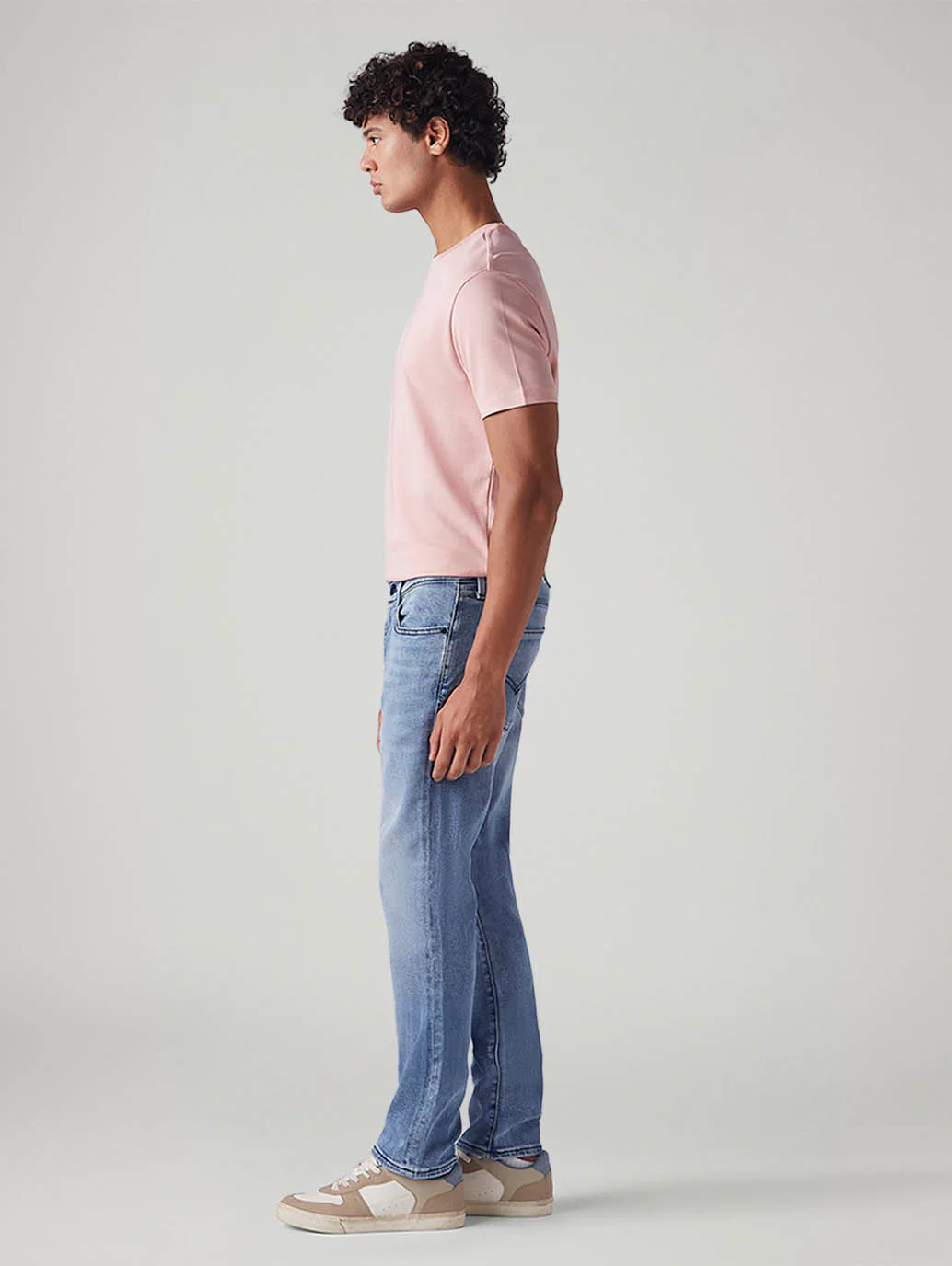 Men's 505 Light Blue Straight Fit Mid Rise Redloop Jeans - Image 6