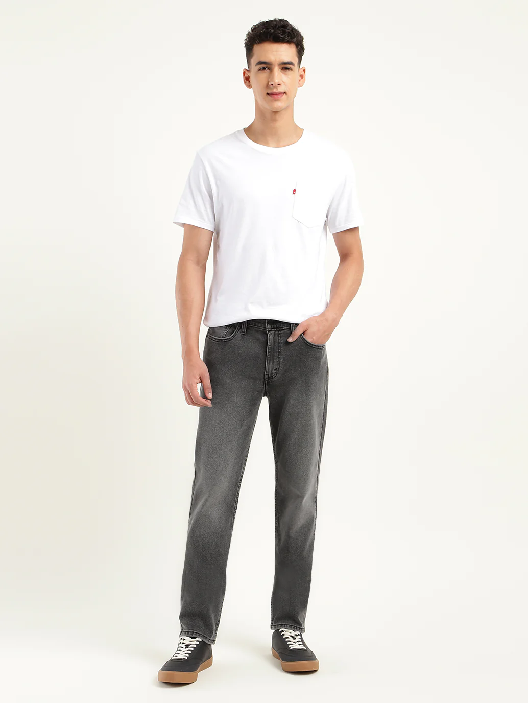 Men's 511 Black Slim Fit Mid Rise Jeans - Image 3