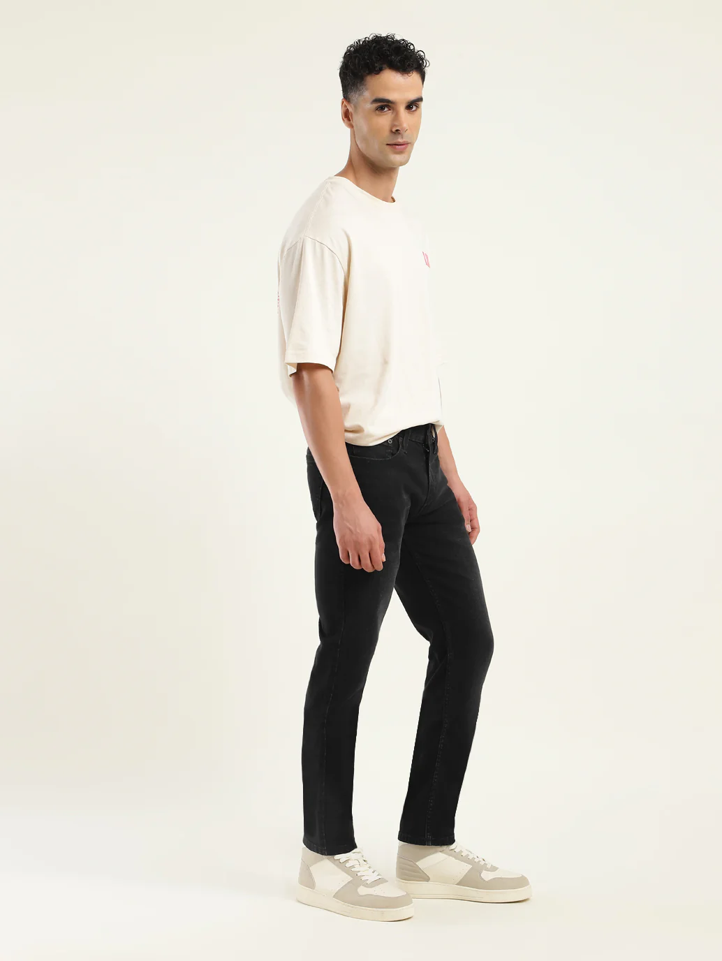 Men's 511 Black Slim Fit Mid Rise Jeans - Image 3