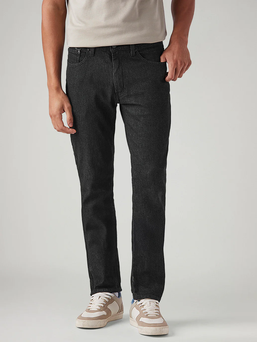 Men's 511 Black Slim Fit Mid Rise Jeans - Image 3