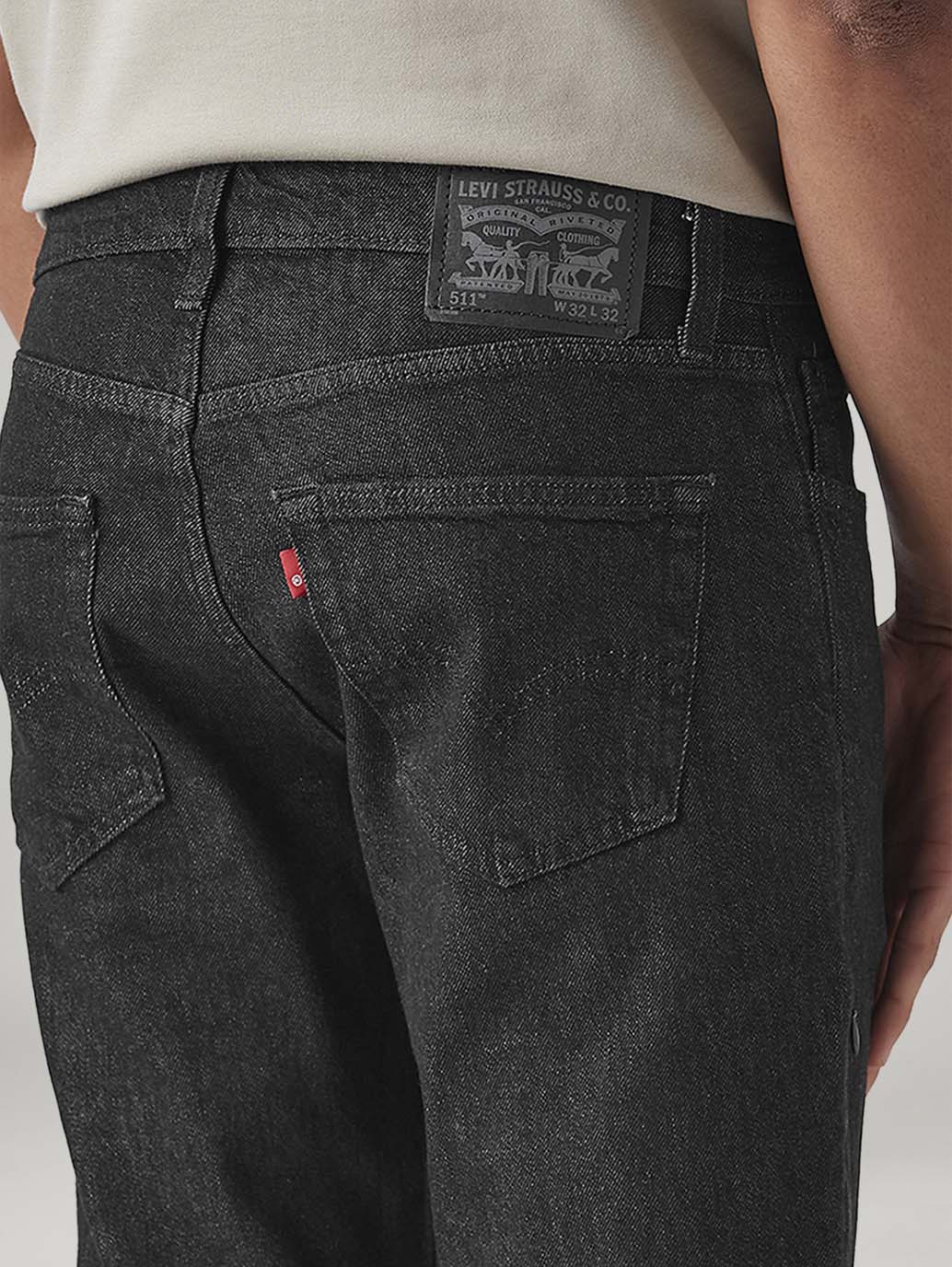 Men's 511 Black Slim Fit Mid Rise Jeans - Image 5