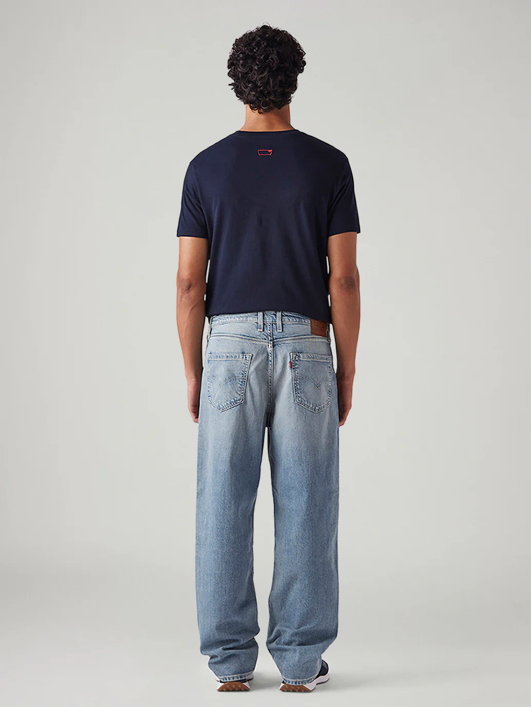 Men's 511 Light Blue Slim Fit Mid Rise Jeans - Image 4