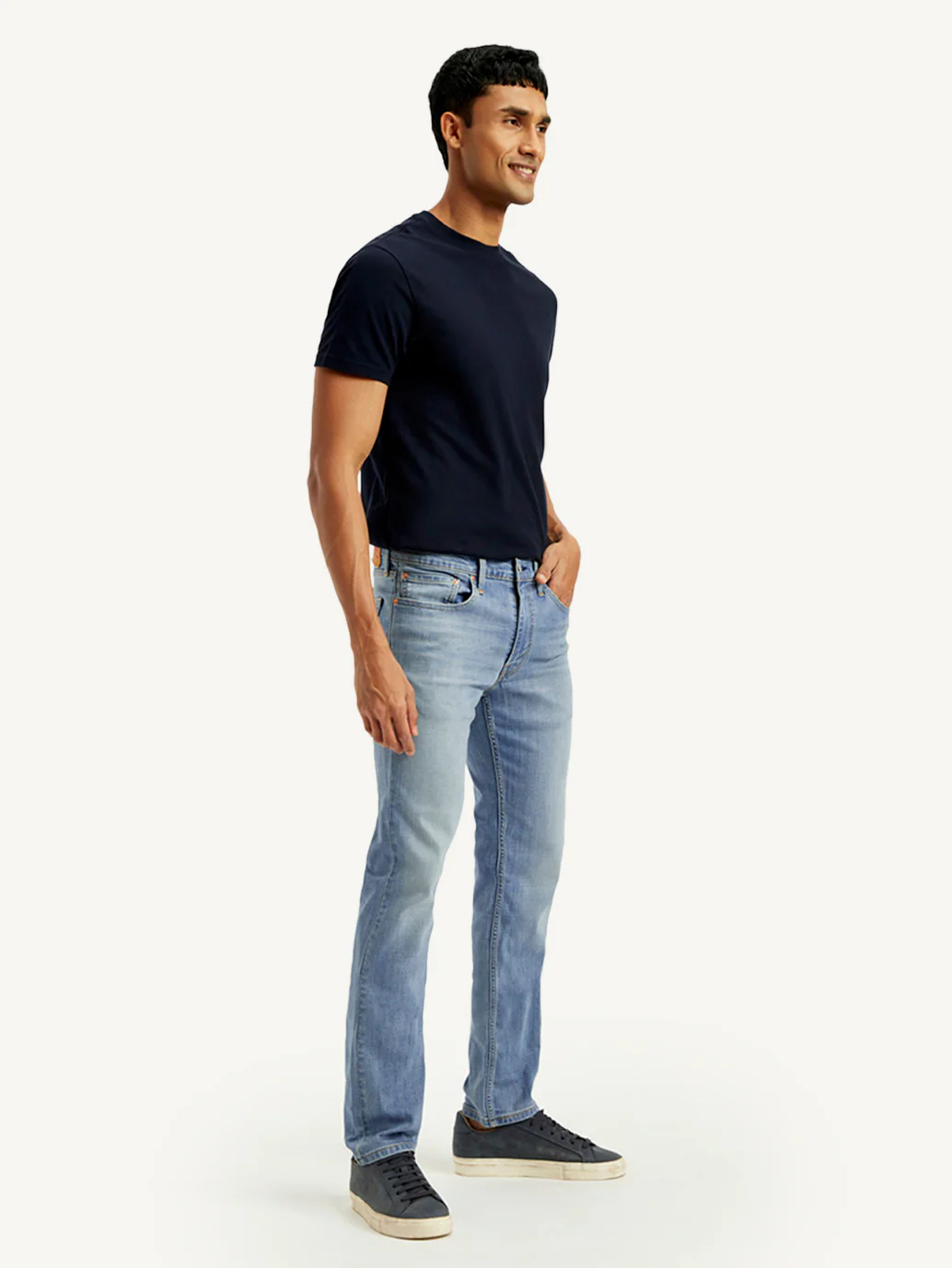 Men's 511 Light Blue Slim Fit Mid Rise Jeans - Image 7