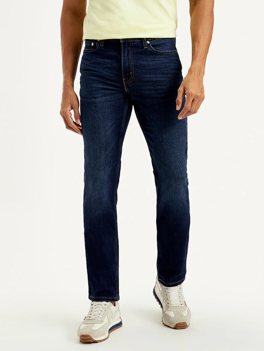 Men's 511 Navy Slim Fit Mid Rise Jeans - Image 2