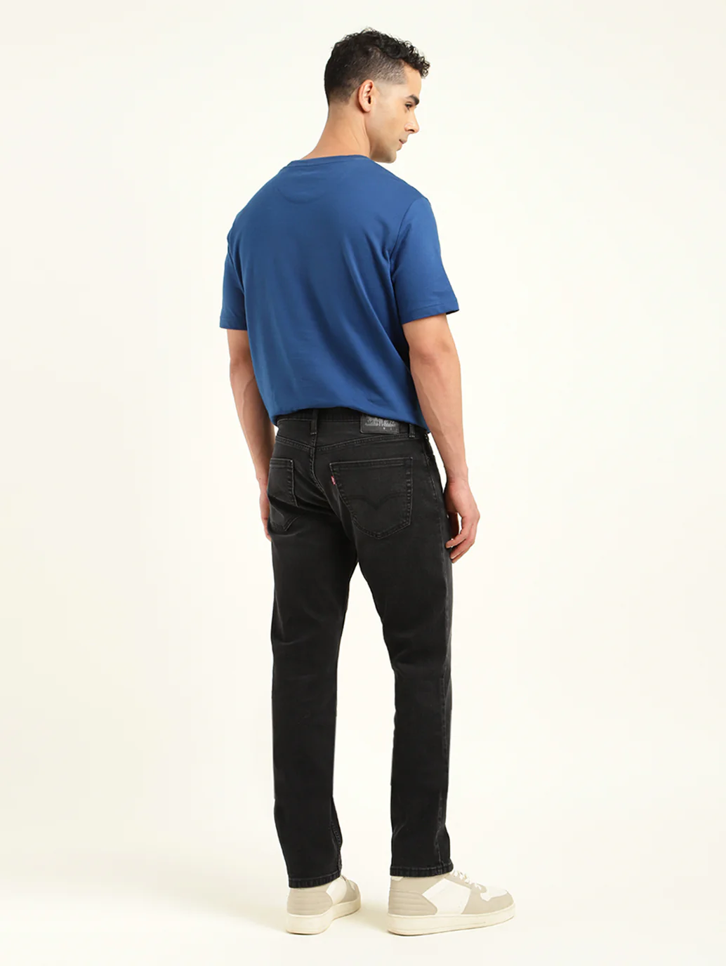 Men's 511 Black Slim Fit Mid Rise Jeans - Image 3