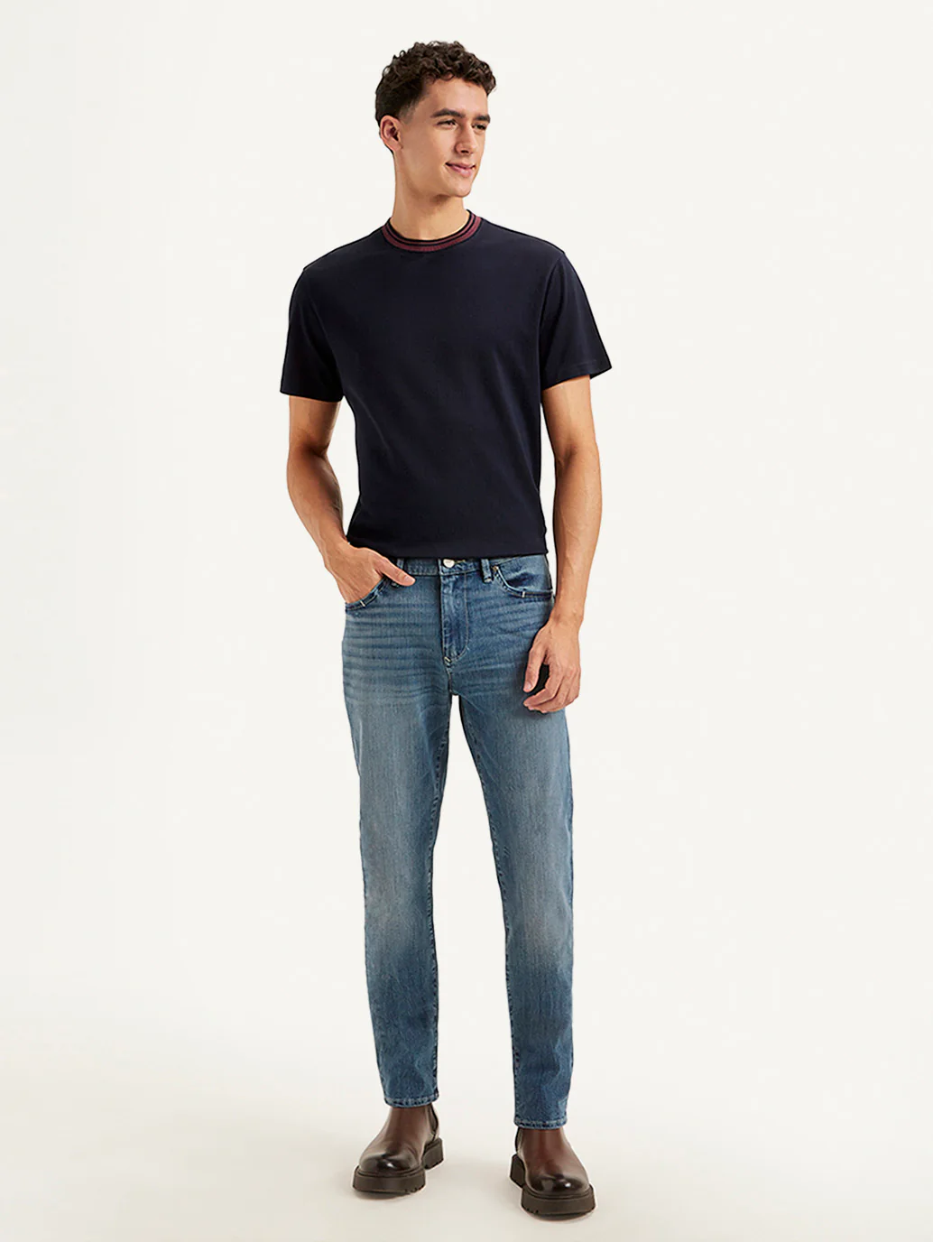 Men's Redloop 511 Slim Fit Mid Rise Jeans - Image 2