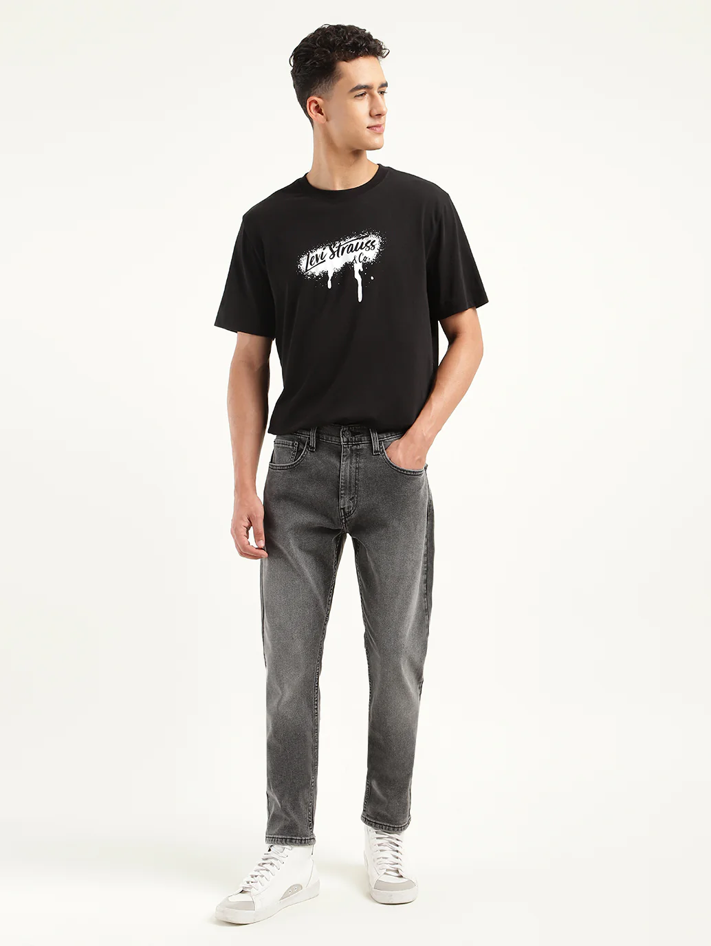 Men's 512 Black Slim Tapered Fit Mid Rise Jeans - Image 3