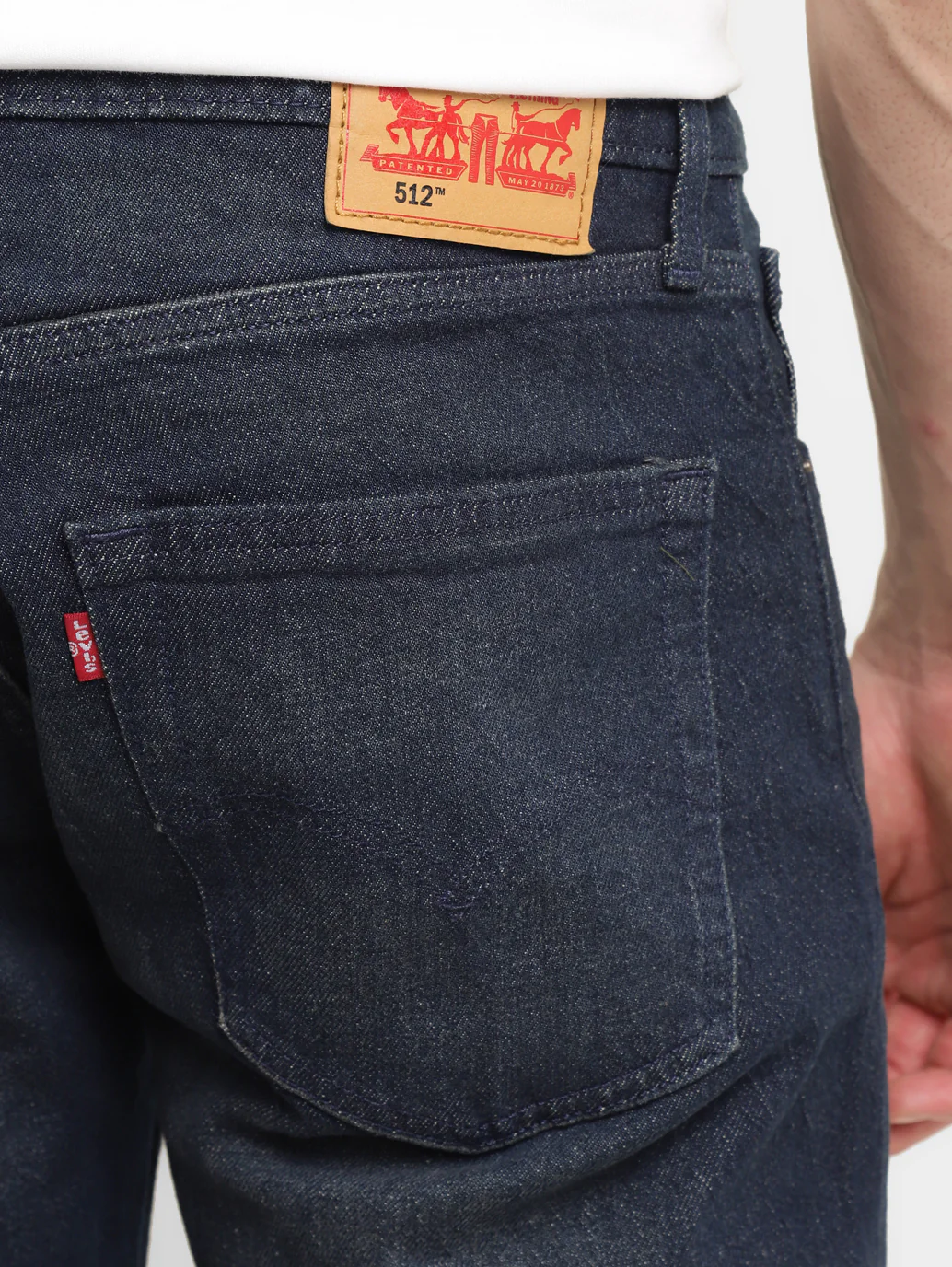 Men's 512 Dark Indigo Slim Tapered Fit Mid Rise Jeans - Image 5