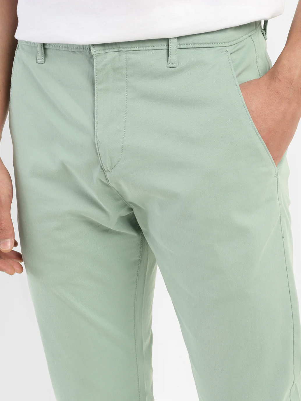 Men's 512 Green Slim Tapered Fit Chinos - Image 9