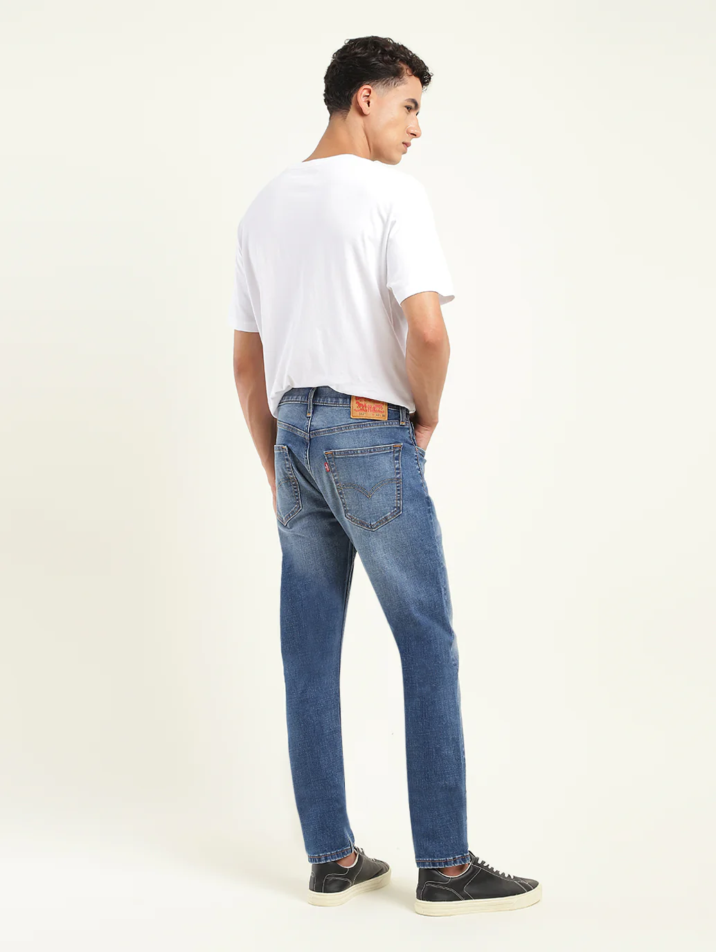 Men's 512 Blue Slim Tapered Fit Mid Rise Jeans - Image 3