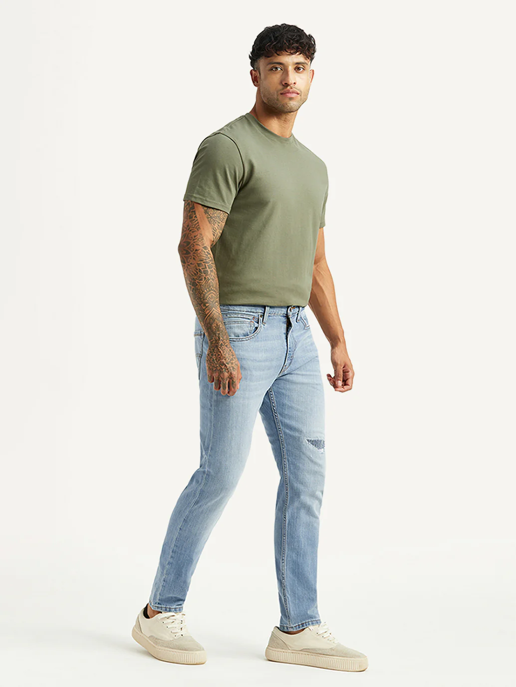 Men's 512 Light Blue Slim Tapered Fit Mid Rise Jeans - Image 6
