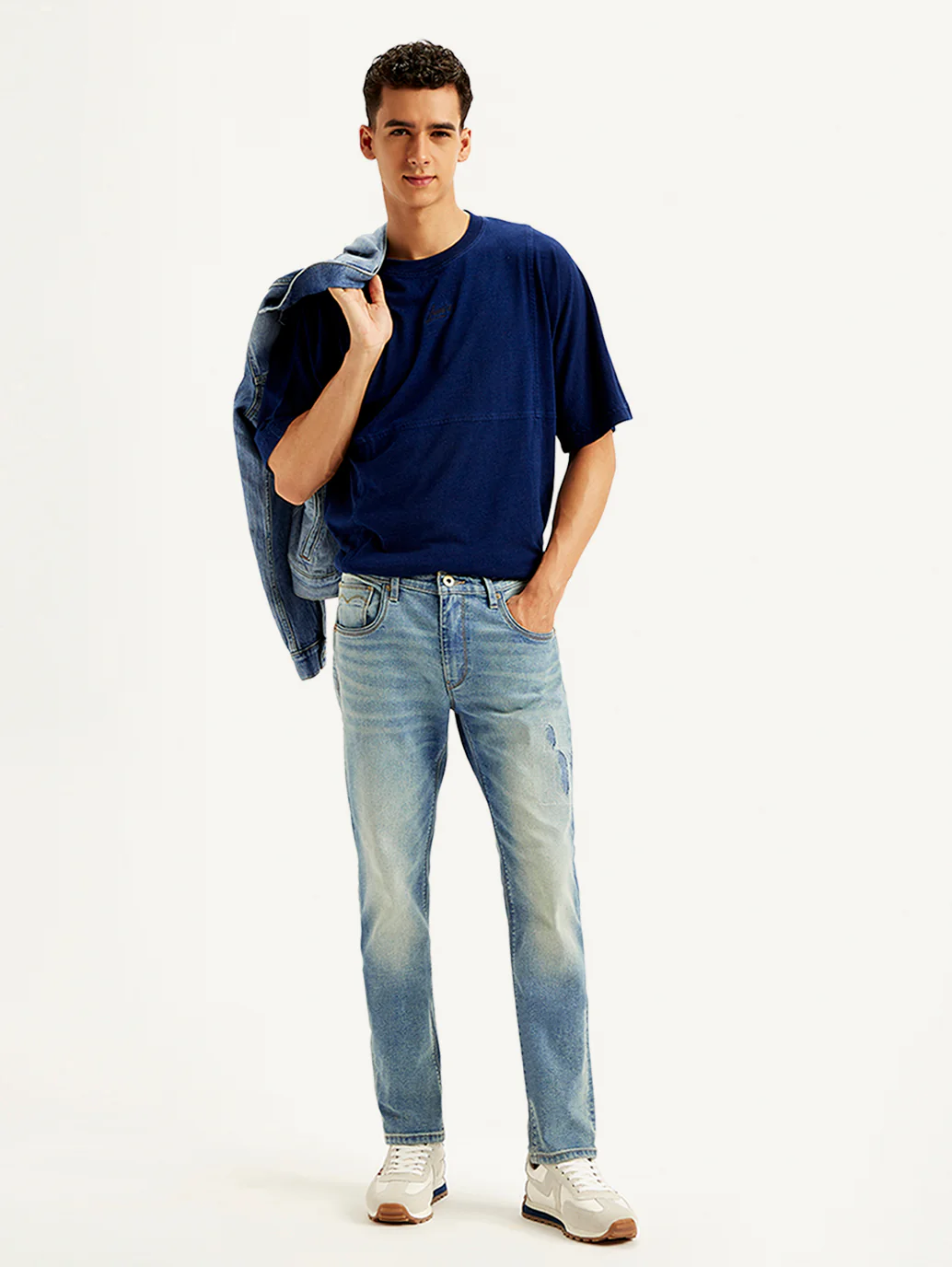 Men's 512 Light Blue Slim Tapered Fit Mid Rise Jeans