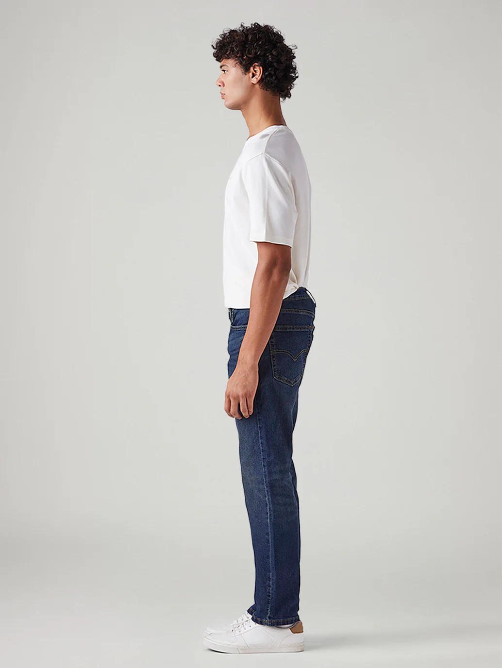Men's 513 Blue Slim Straight Fit Mid Rise Tinted Jeans - Image 6
