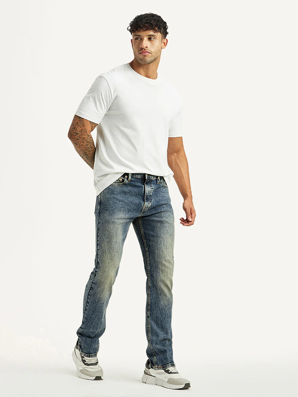 Men's Tinted 513 Med Indigo Slim Tapered Fit Mid Rise Jeans