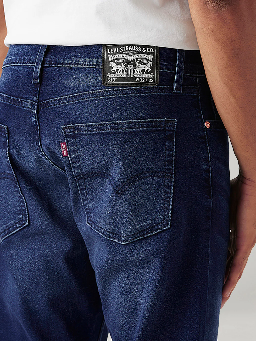 Men's 513 Dark Indigo Slim Straight Fit Mid Rise Jeans - Image 5