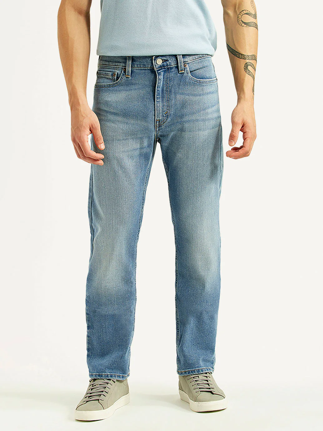 Men's 513 Light Blue Slim Straight Fit Mid Rise Jeans - Image 2