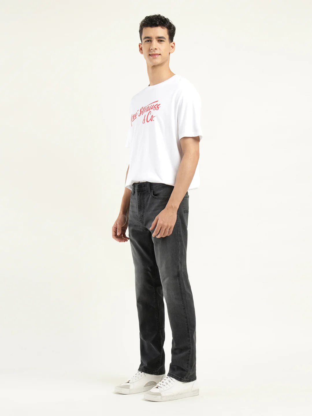 Men's 513 Black Slim Straight Fit Mid Rise Jeans - Image 6