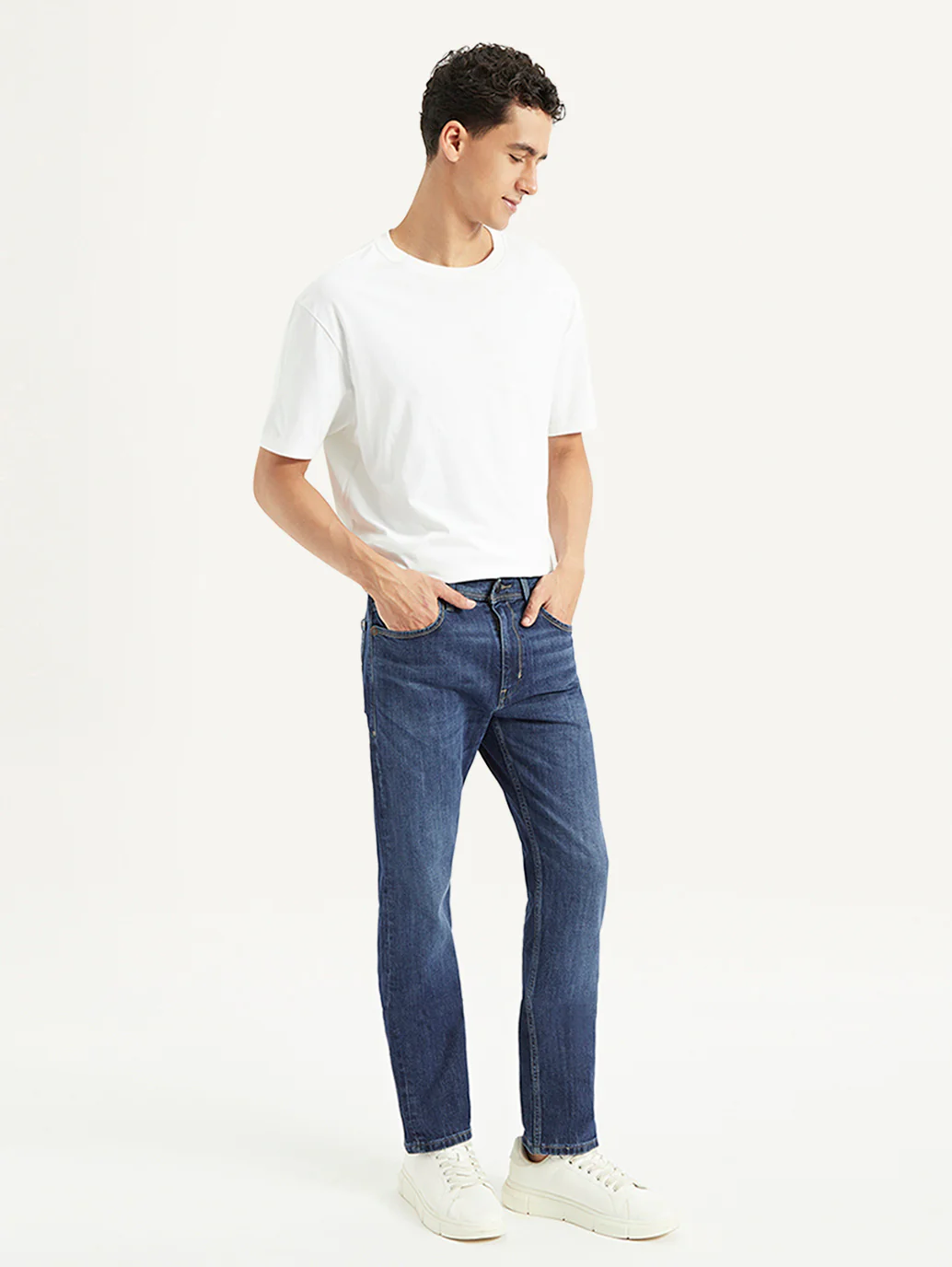 Men's 513 Dark Blue Slim Straight Fit Mid Rise Jeans - Image 6