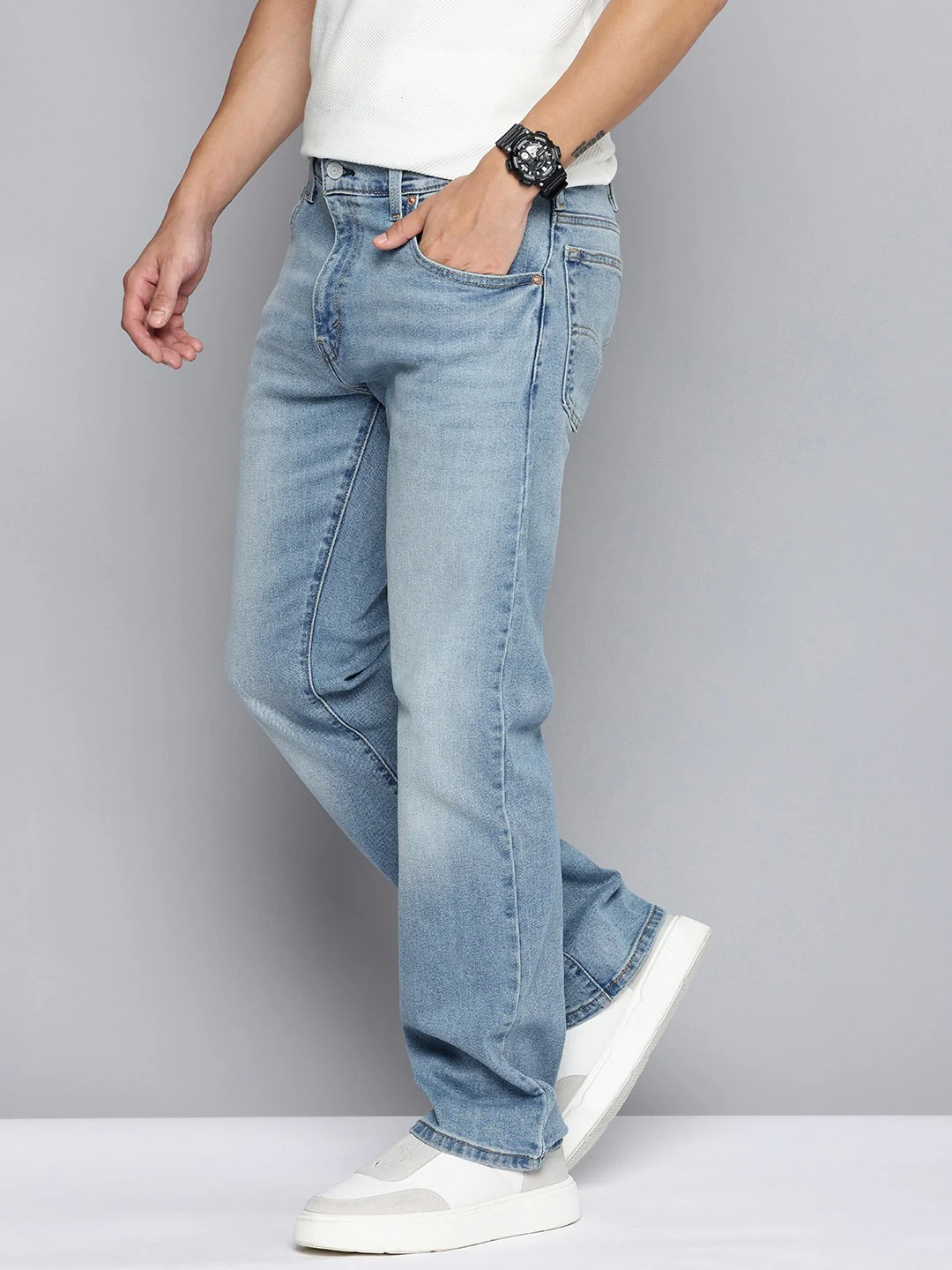 Men's 517 Light Blue Bootcut Fit Mid Rise Jeans - Image 3
