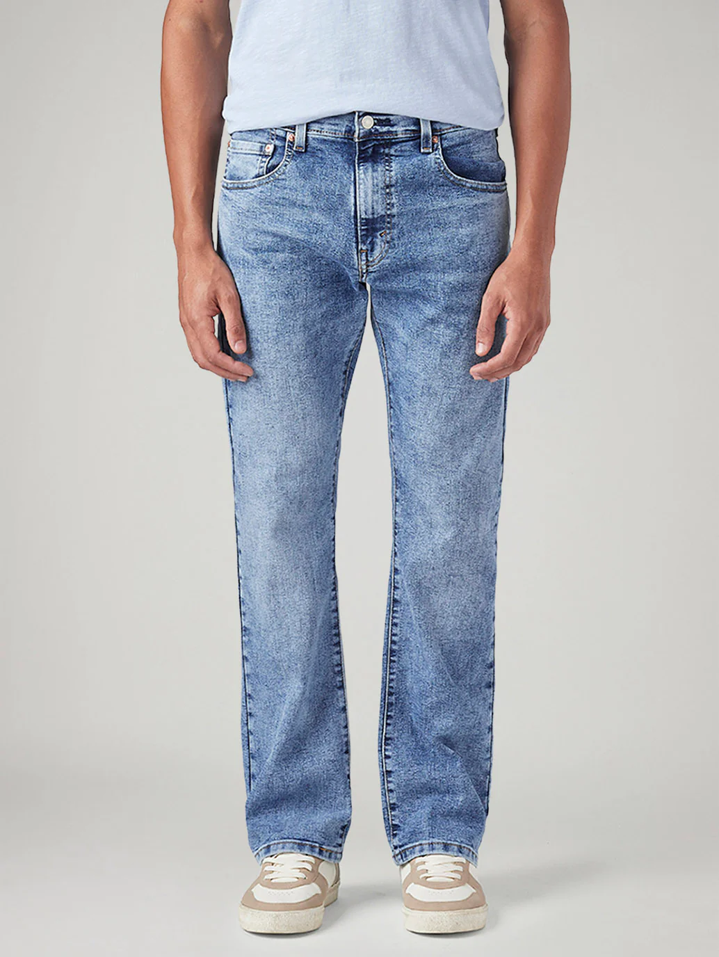 Men's 517 Light Blue Bootcut Fit Mid Rise Jeans - Image 3