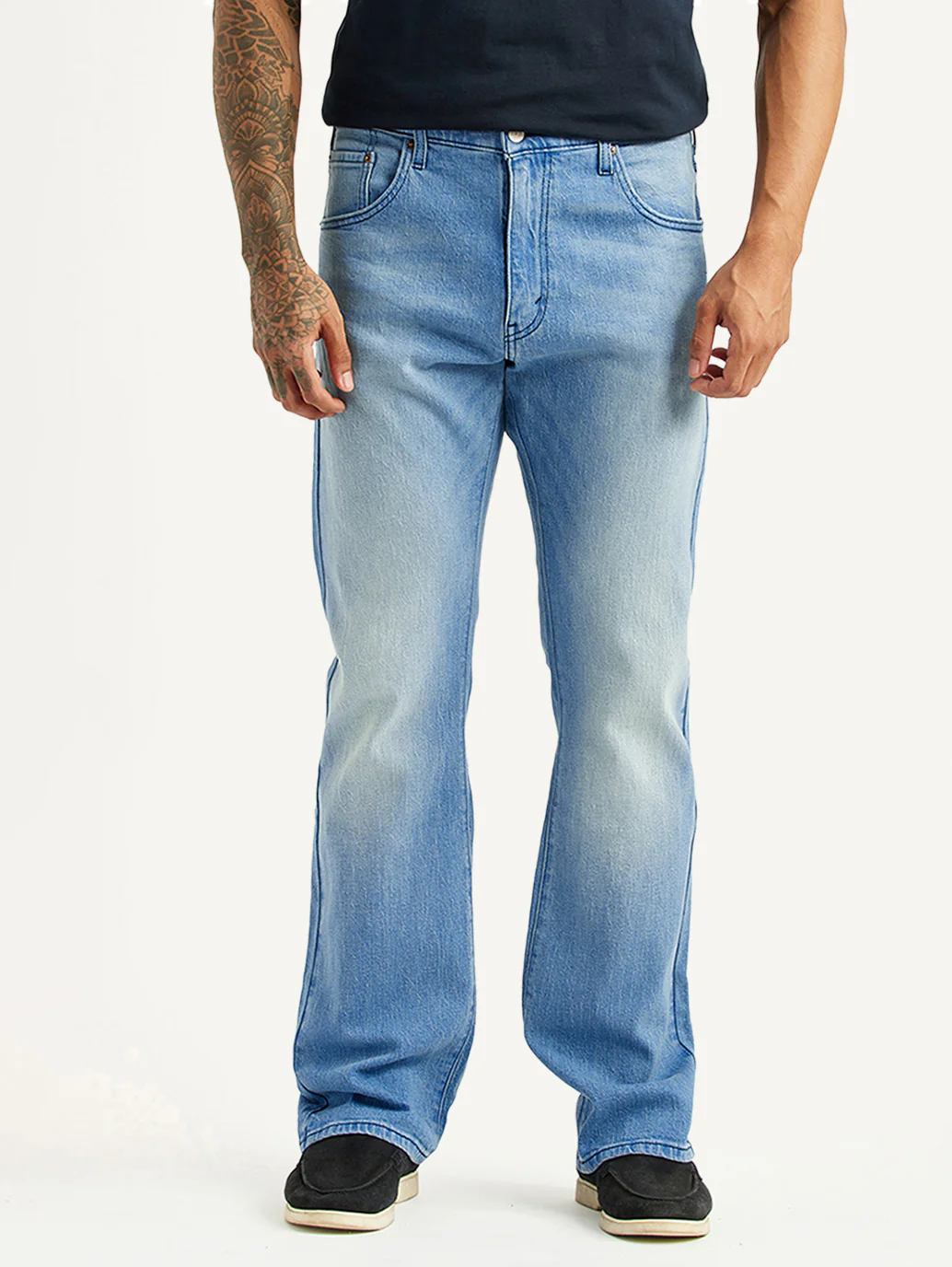 Men's 517 Light Blue Bootcut Mid Rise Jeans - Image 2