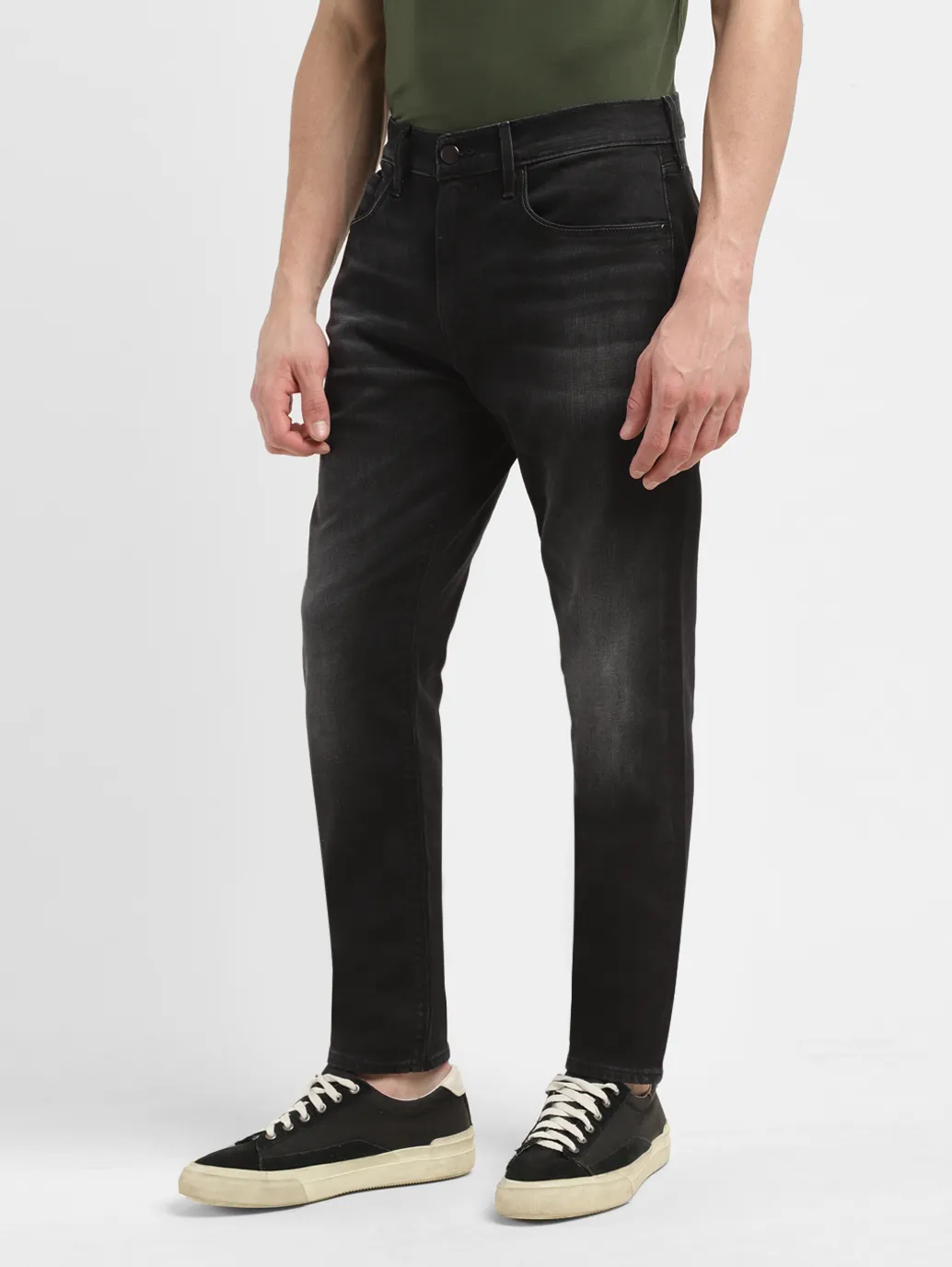 Men's Redloop 541 Black Athletic Tapered Fit Mid Rise Jeans - Image 4