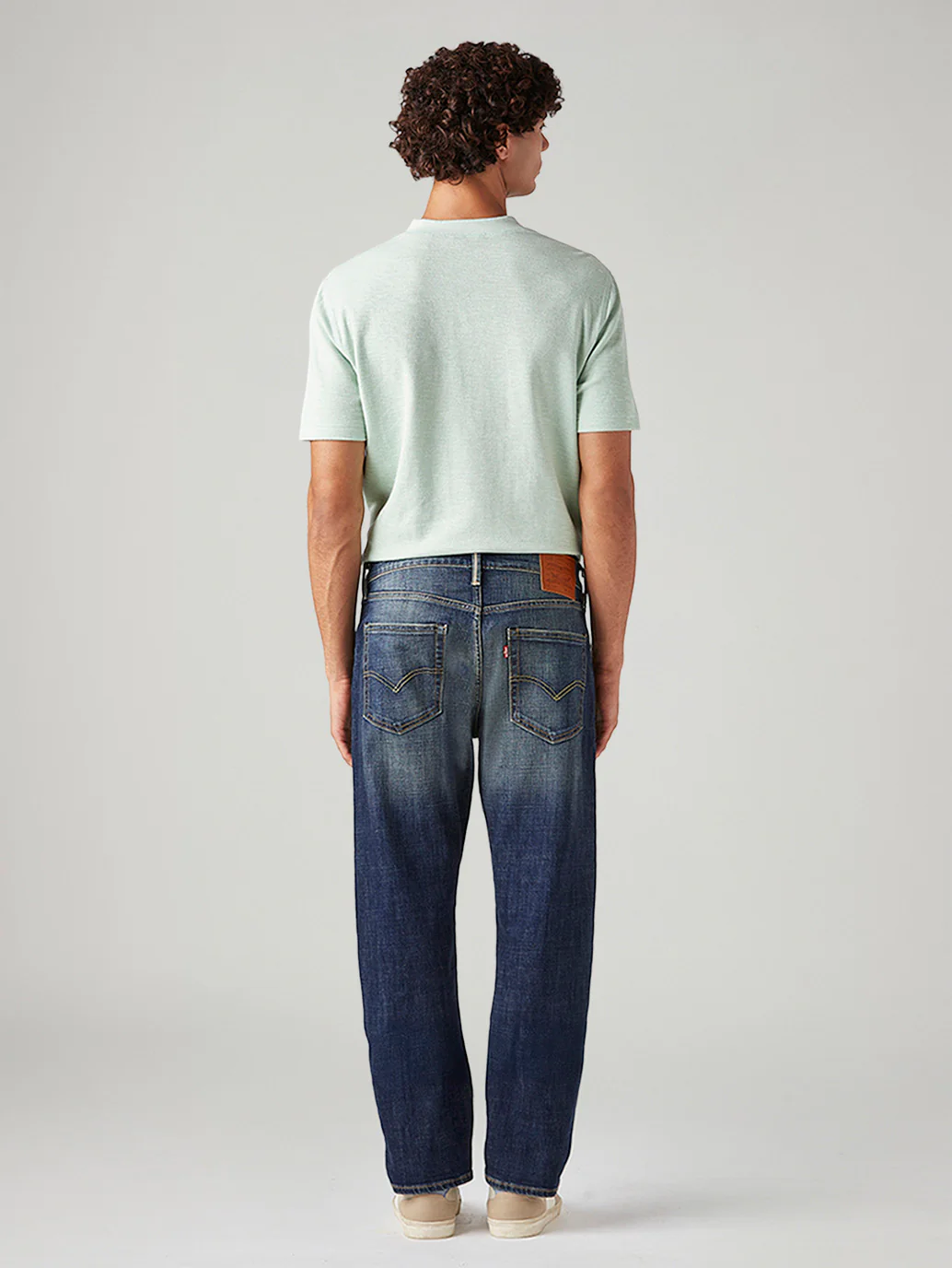 Men's 541 Dark Indigo Athletic Tapered Fit Mid Rise Selvedge Jeans - Image 4