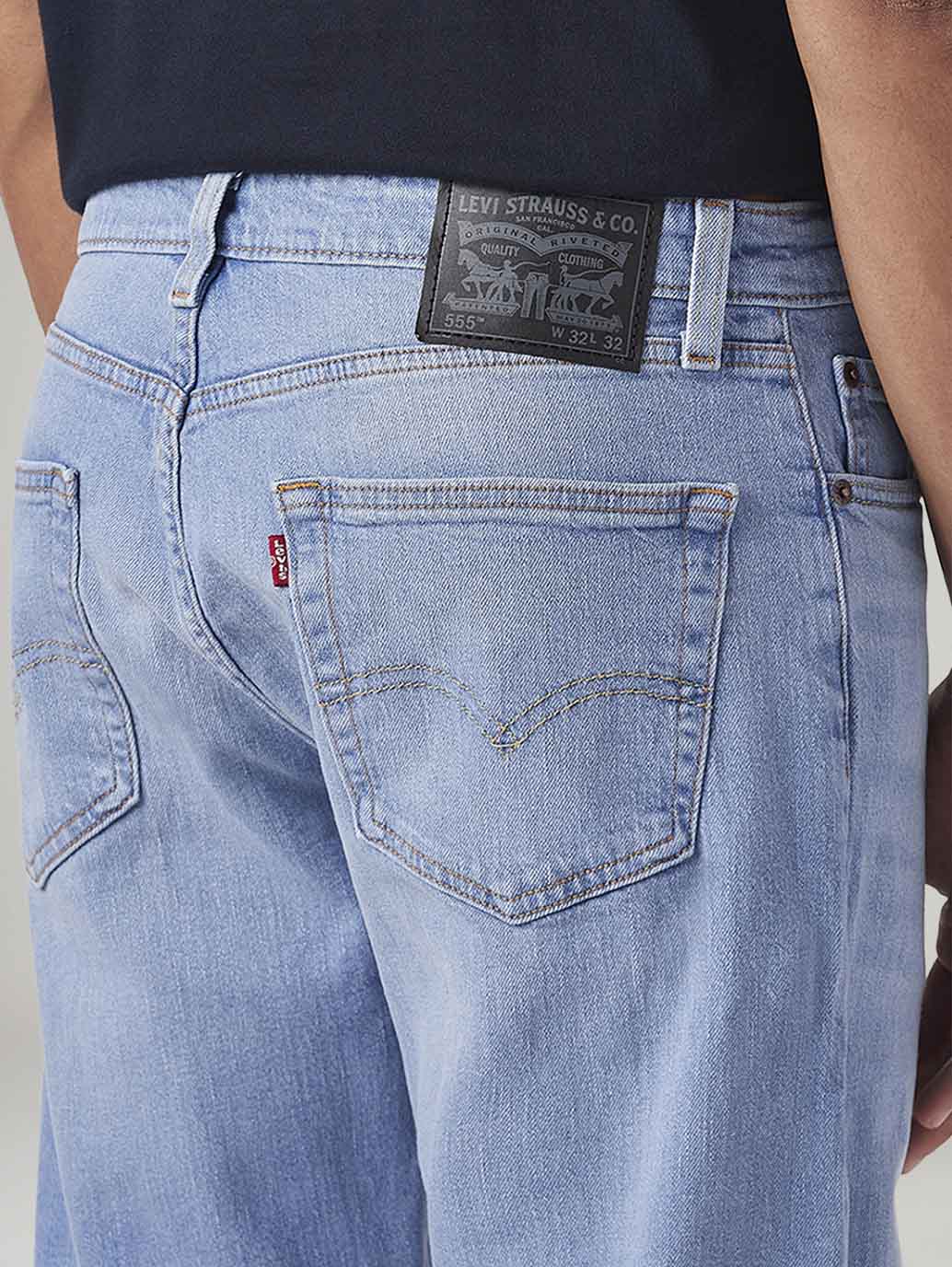 Men's 555 Light Blue Relaxed Straight Fit Mid Rise Commuter Jeans - Image 5