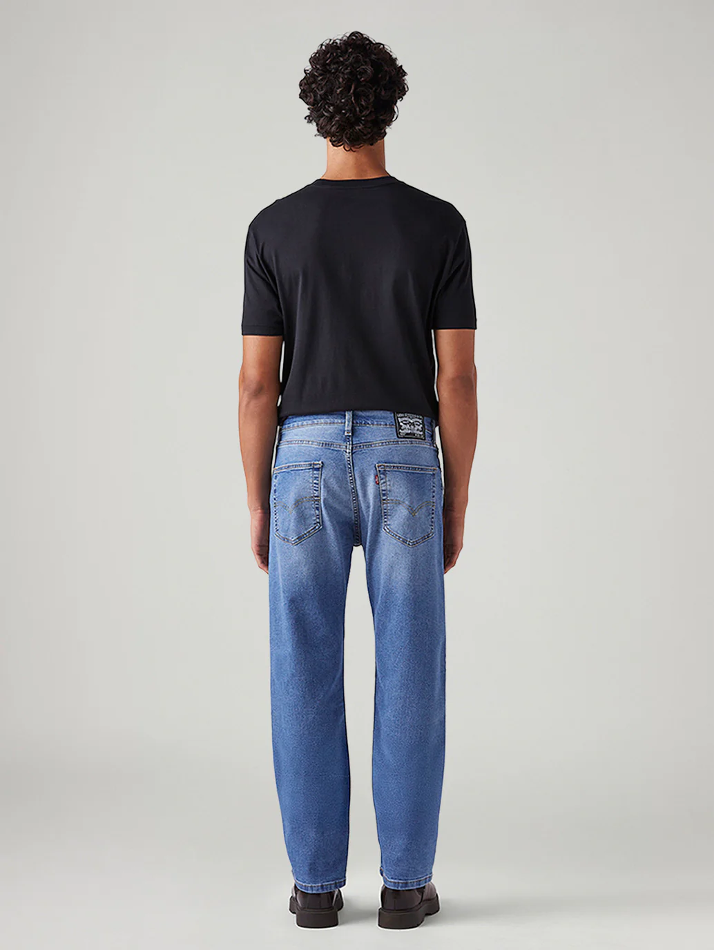Men's 555 Light Blue Relaxed Straight Fit Mid Rise Jeans - Image 4