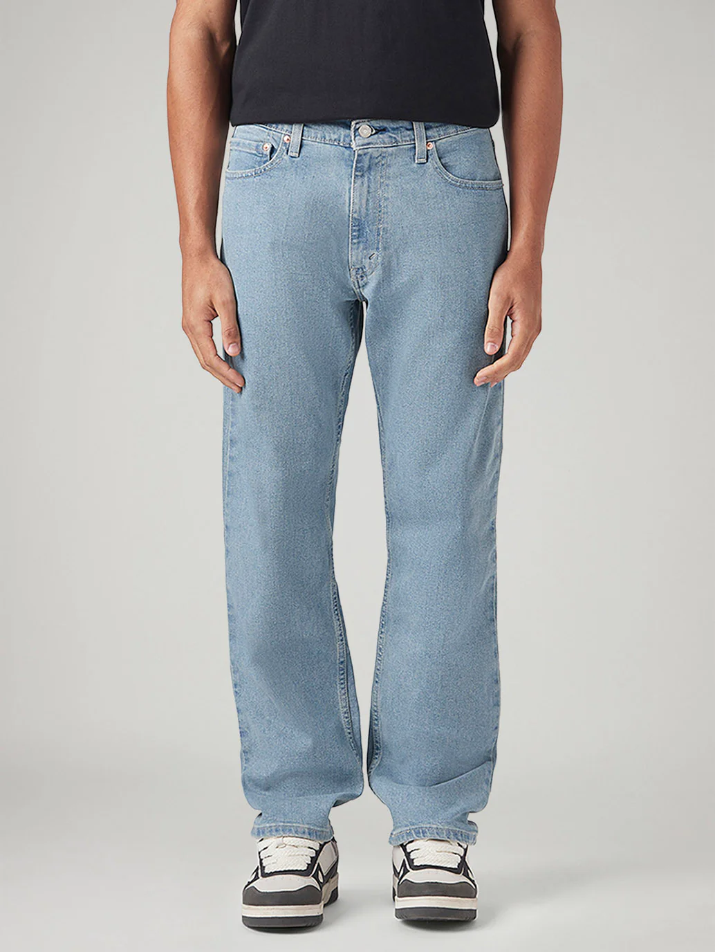 Men's 555 Light Blue Relaxed Straight Fit Mid Rise Tinted Jeans - Image 3
