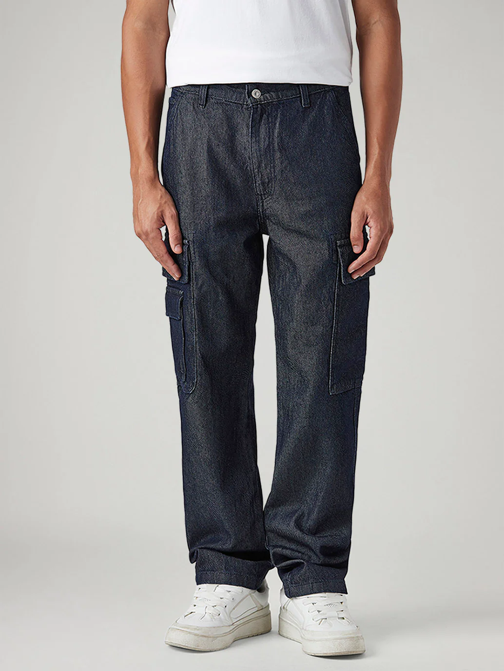 Men's 565 Navy Loose Fit Mid Rise Cargos - Image 3