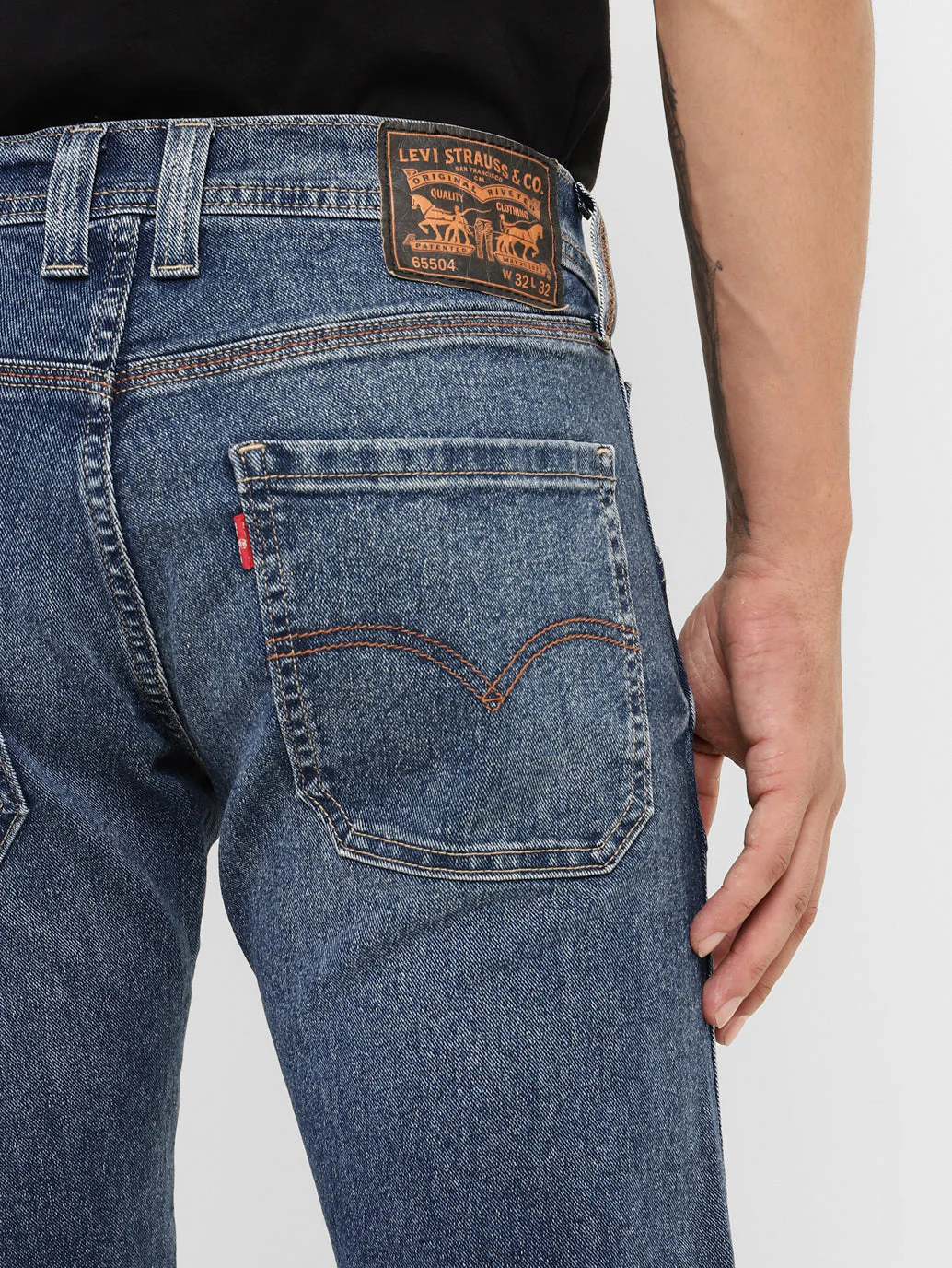 Men's 65504 Blue Skinny Fit Mid Rise Jeans - Image 6