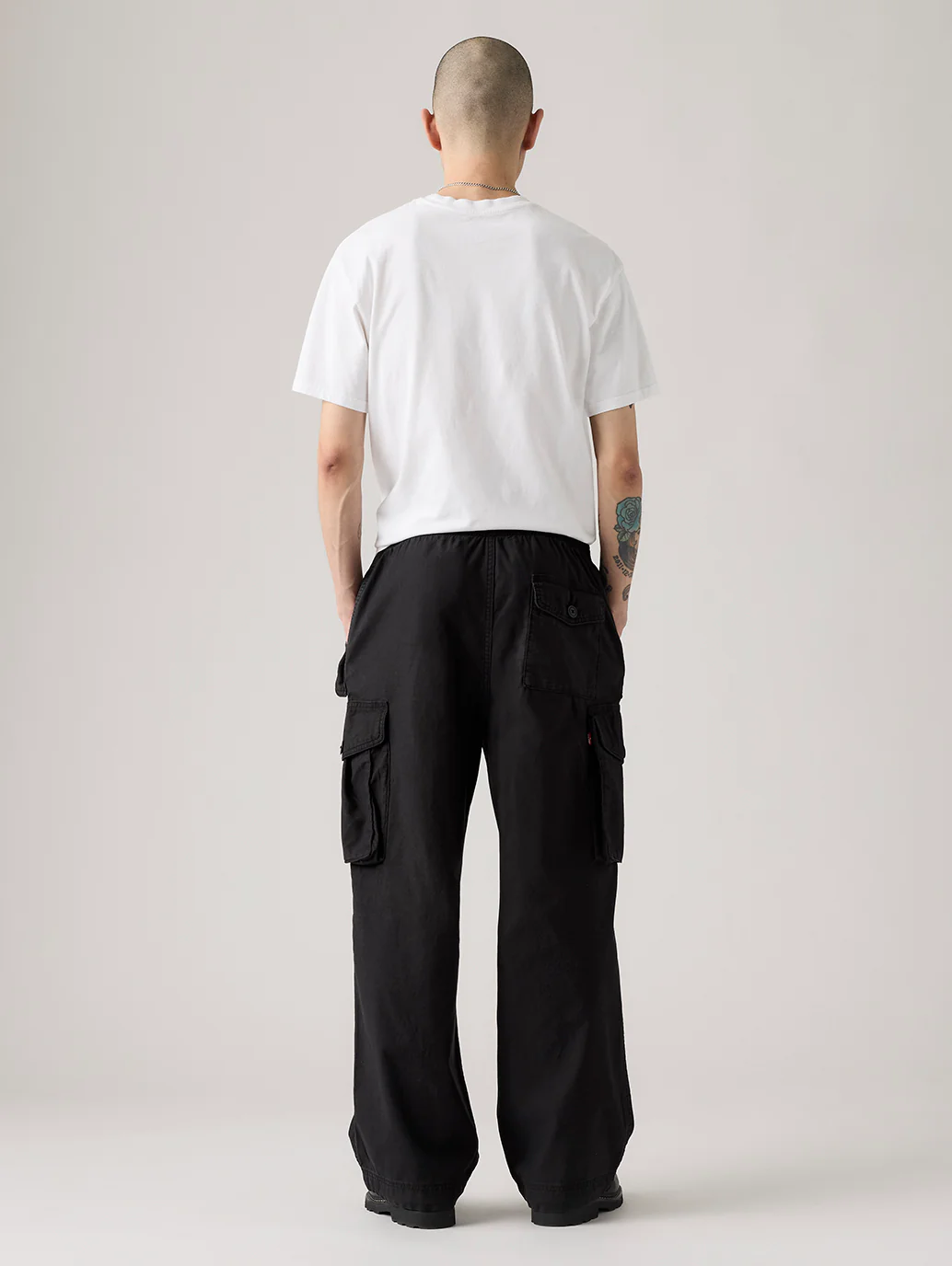 Men's Black Baggy Fit Mid Rise Cargo Trousers - Image 2