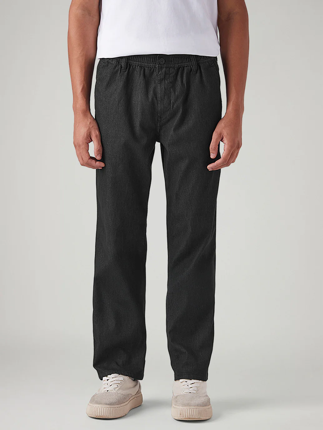 Men's Black Relaxed Straight Fit Mid Rise Chinos - Image 3