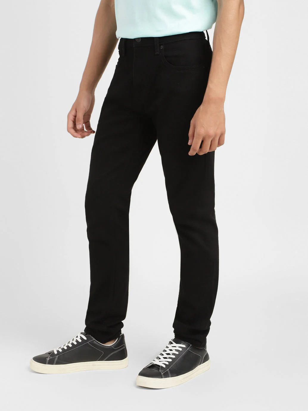 Men's 512 Black Slim Tapered Fit Mid Rise Jeans - Image 5