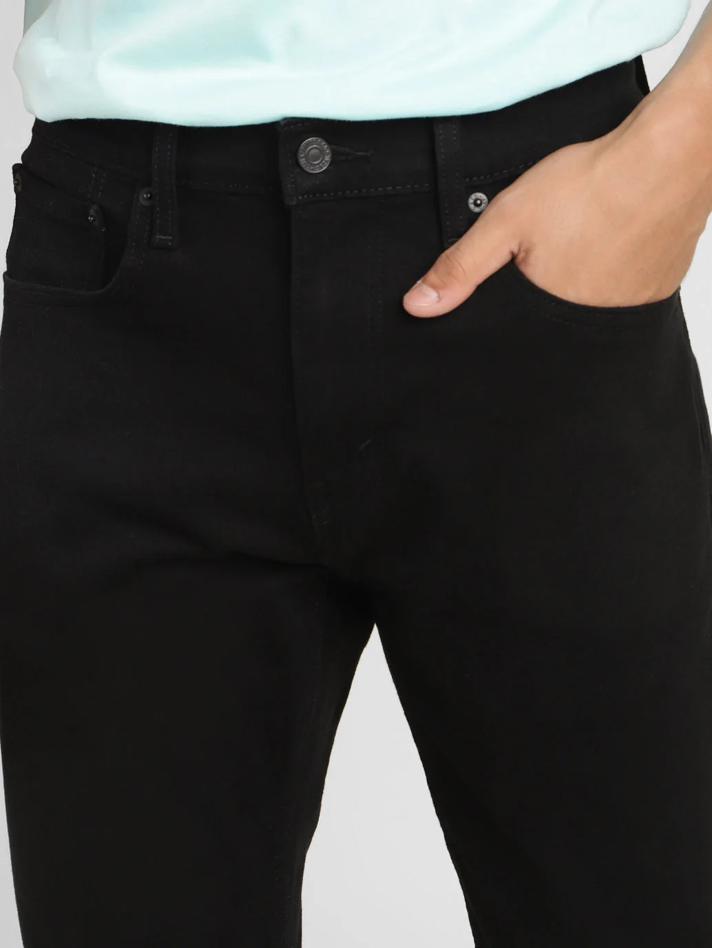 Men's 512 Black Slim Tapered Fit Mid Rise Jeans - Image 6