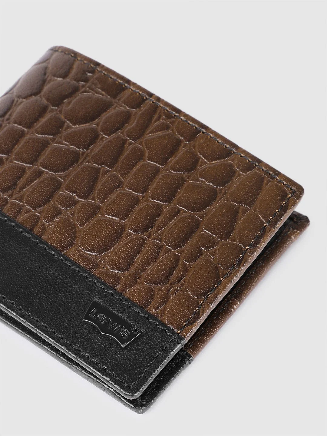 Men's Brown Textured Card Holder - Image 8