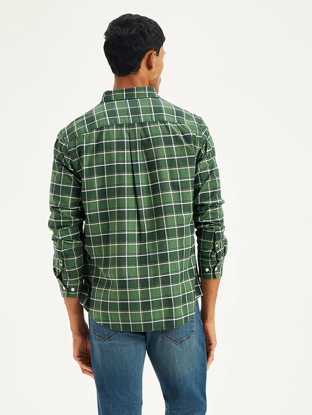 Men's Checkered Spread Collar Shirt - Image 4