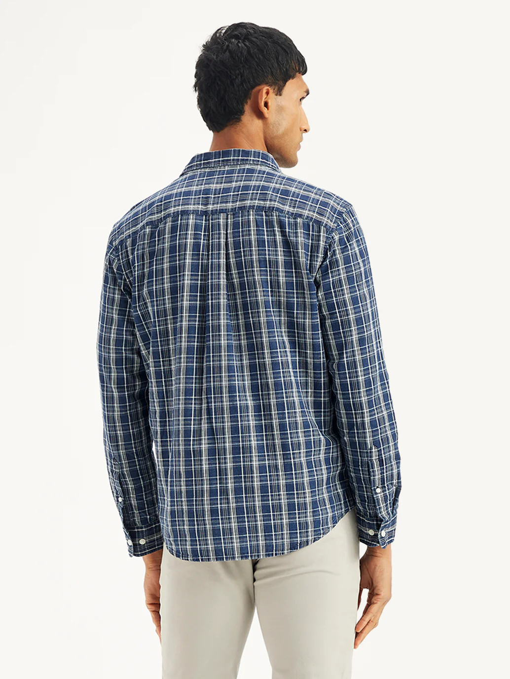 Men's Checkered Spread Collar Shirt - Image 4