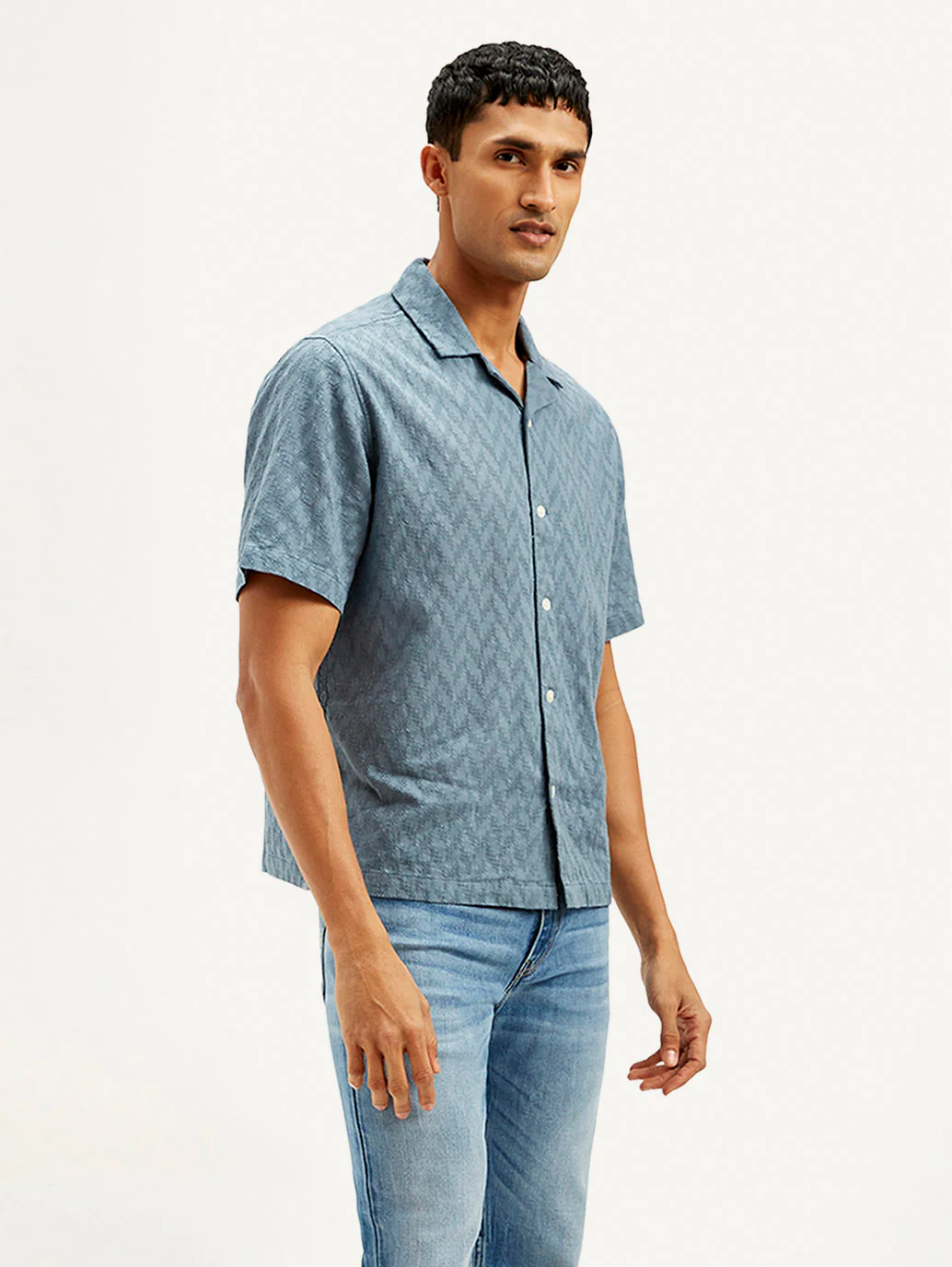Men's Resort Collar Chevron Loose Fit Shirt - Image 5