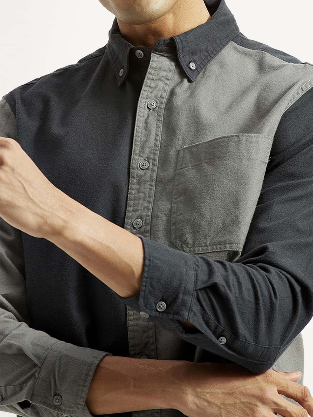 Men's Colorblock Charcoal Grey Spread Collar Flannel Shirt - Image 4