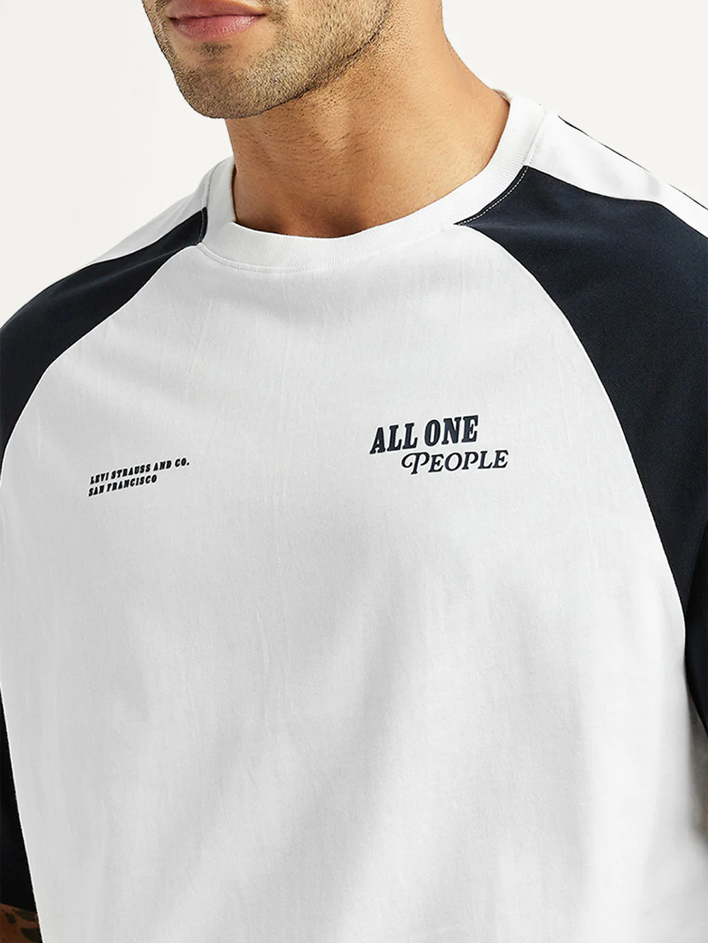 Men's Colorblock White Loose Fit T-shirt - Image 4