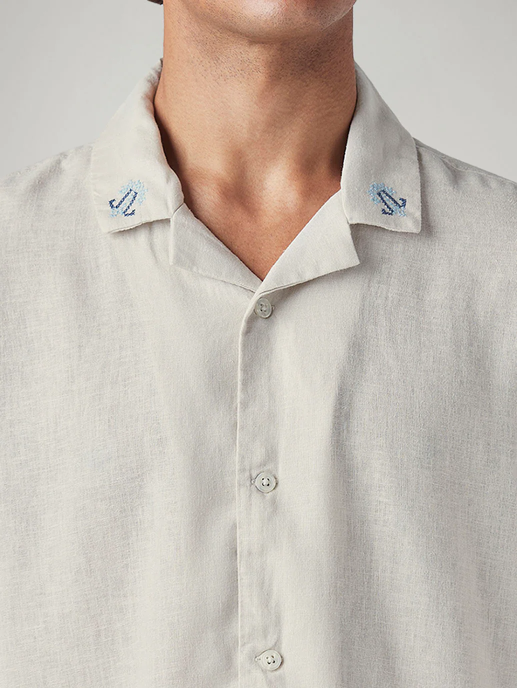 Men's Embroidered Relaxed Fit Resort Collar Linen Shirt - Image 4