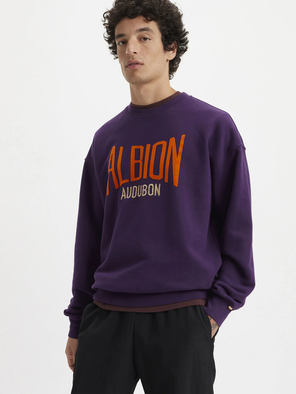 Men's Gold Tab Men's Crewneck Sweatshirt - Image 2